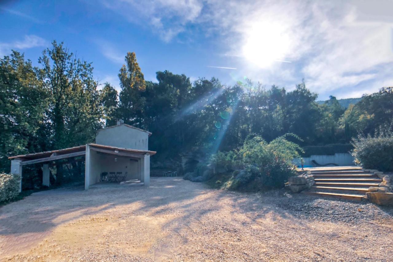 Villas De La Ferme Du Gros Noyer Malaucène Exterior foto